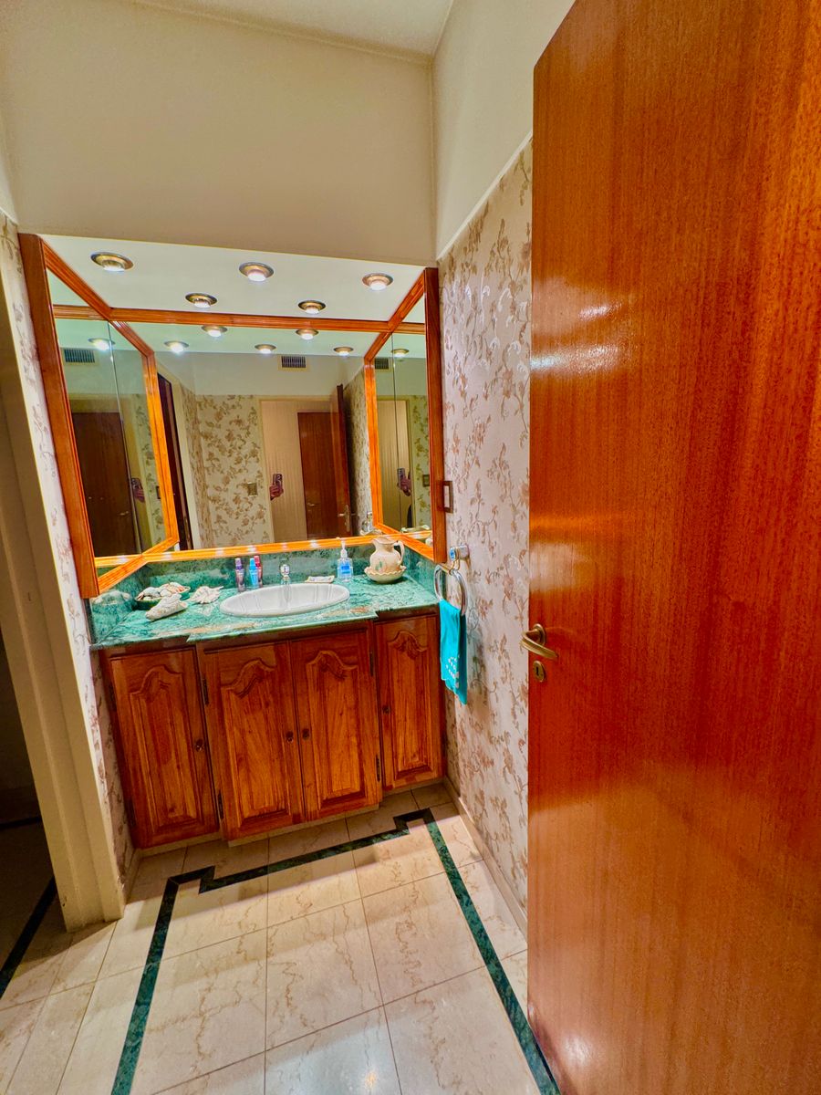 Venta casa en Banfield con 4 dormitorios. — foto 7