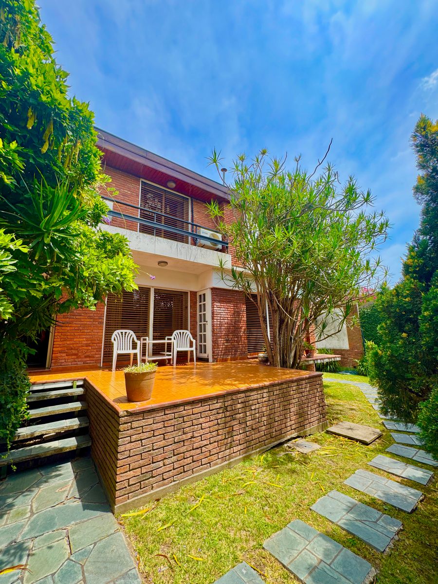 Venta casa en Banfield con 4 dormitorios. — foto 11
