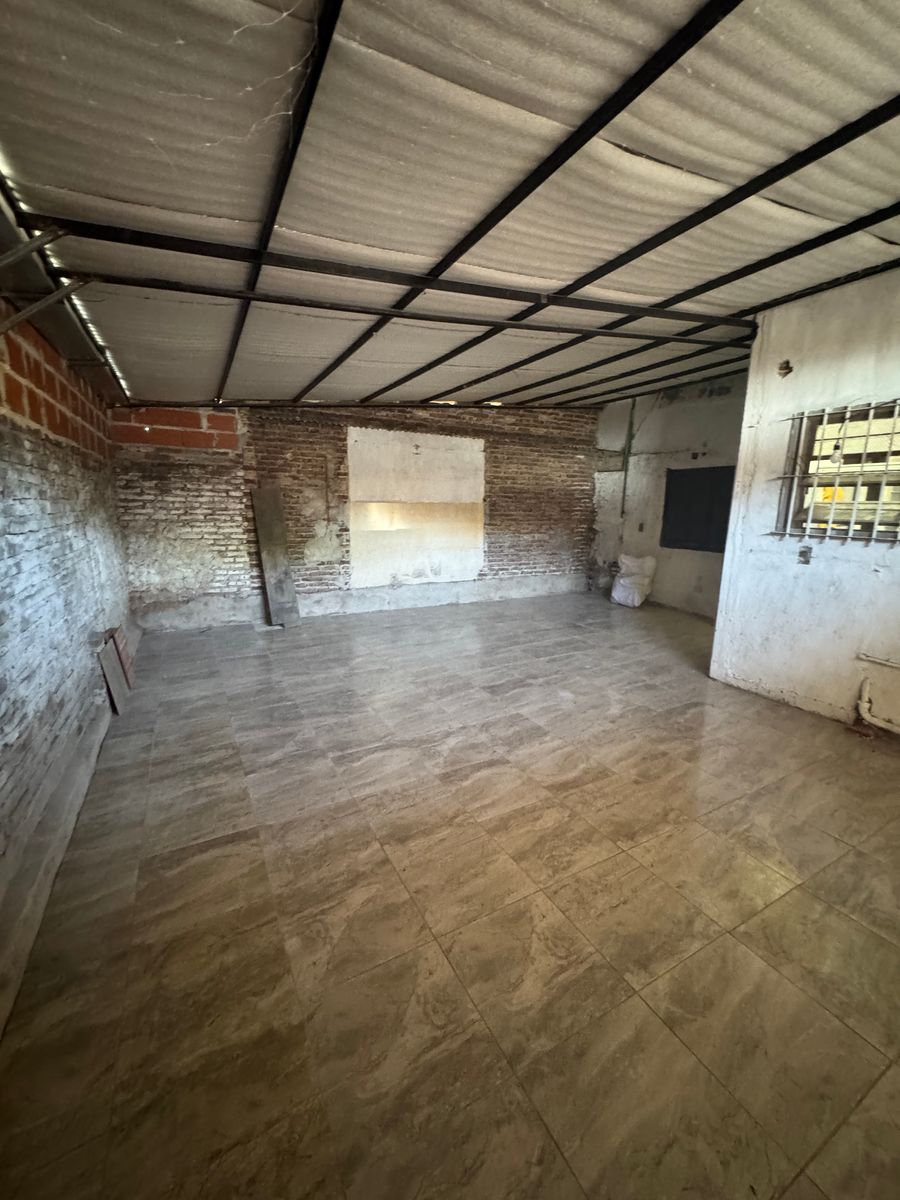 Alquiler Uso Profesional Casa de 3 Ambientes con Patio en Banfield. - 14