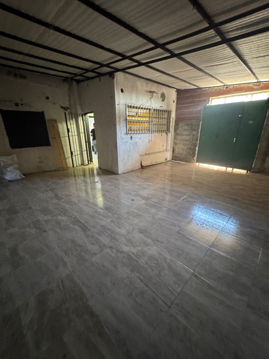 Alquiler Uso Profesional Casa de 3 Ambientes con Patio en Banfield. - 15