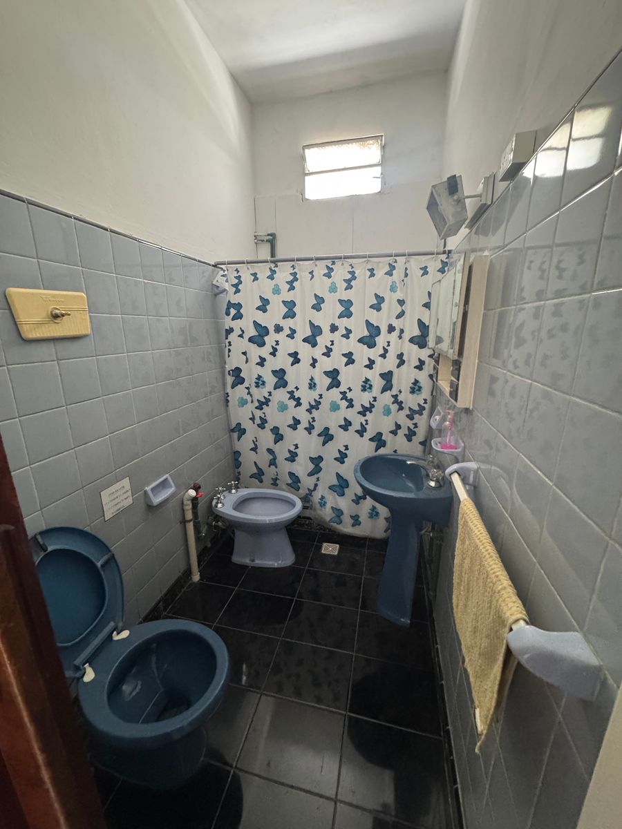 Alquiler Uso Profesional Casa de 3 Ambientes con Patio en Banfield. - 16