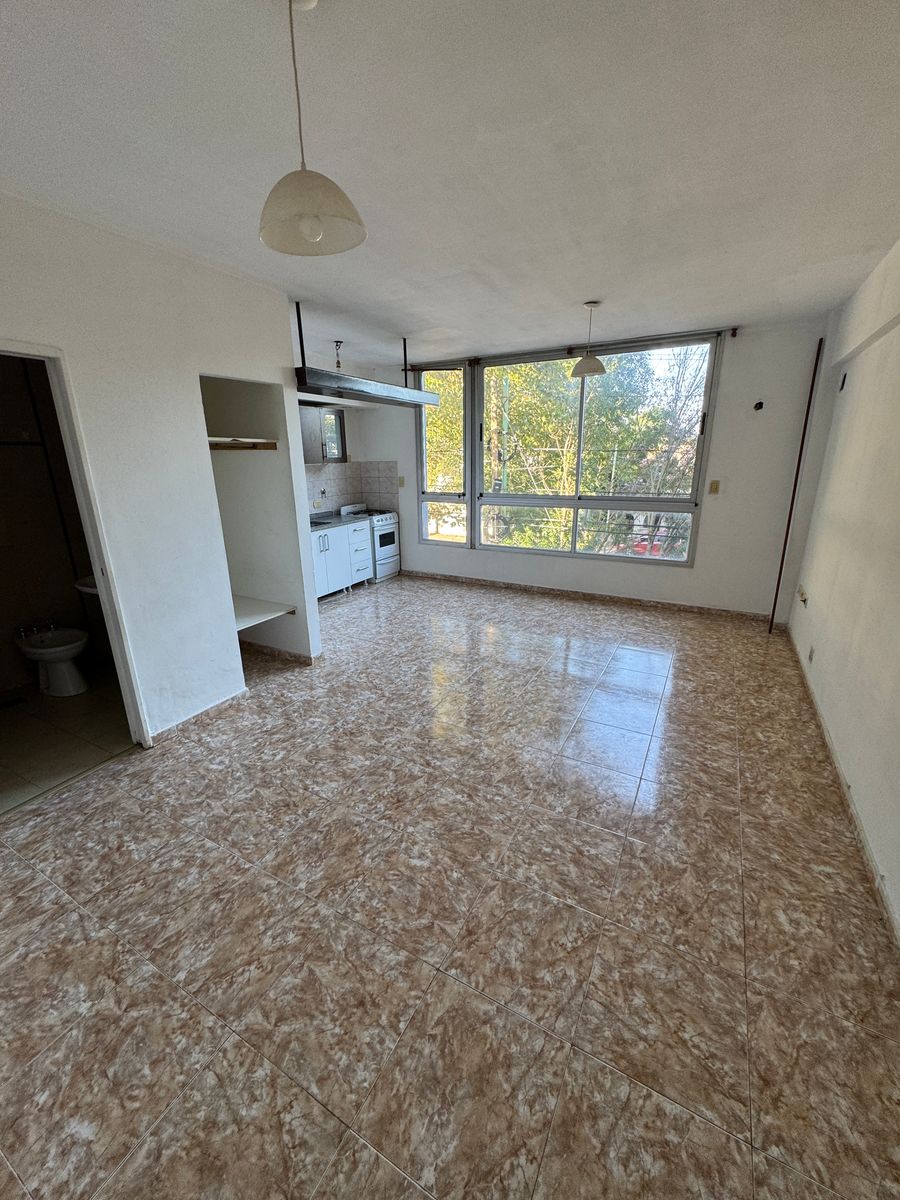 Alquiler de Monoambiente en Lomas de Zamora. - 7