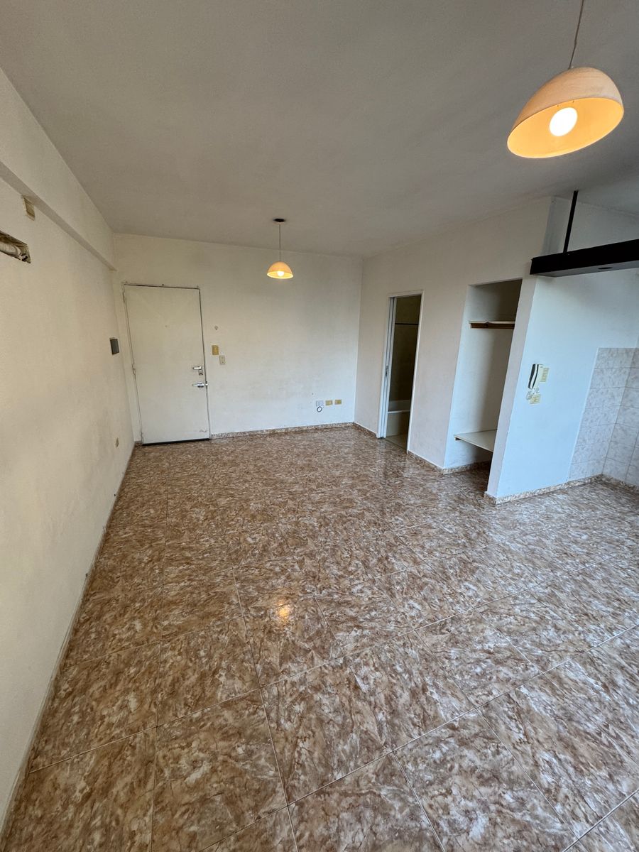 Alquiler de Monoambiente en Lomas de Zamora. - 8