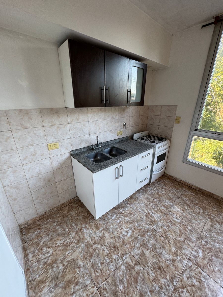 Alquiler de Monoambiente en Lomas de Zamora. - 16