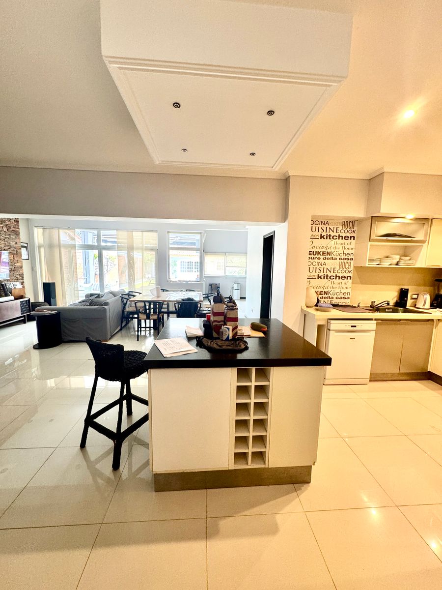 Hermosa Casa en Temperley. — foto 7