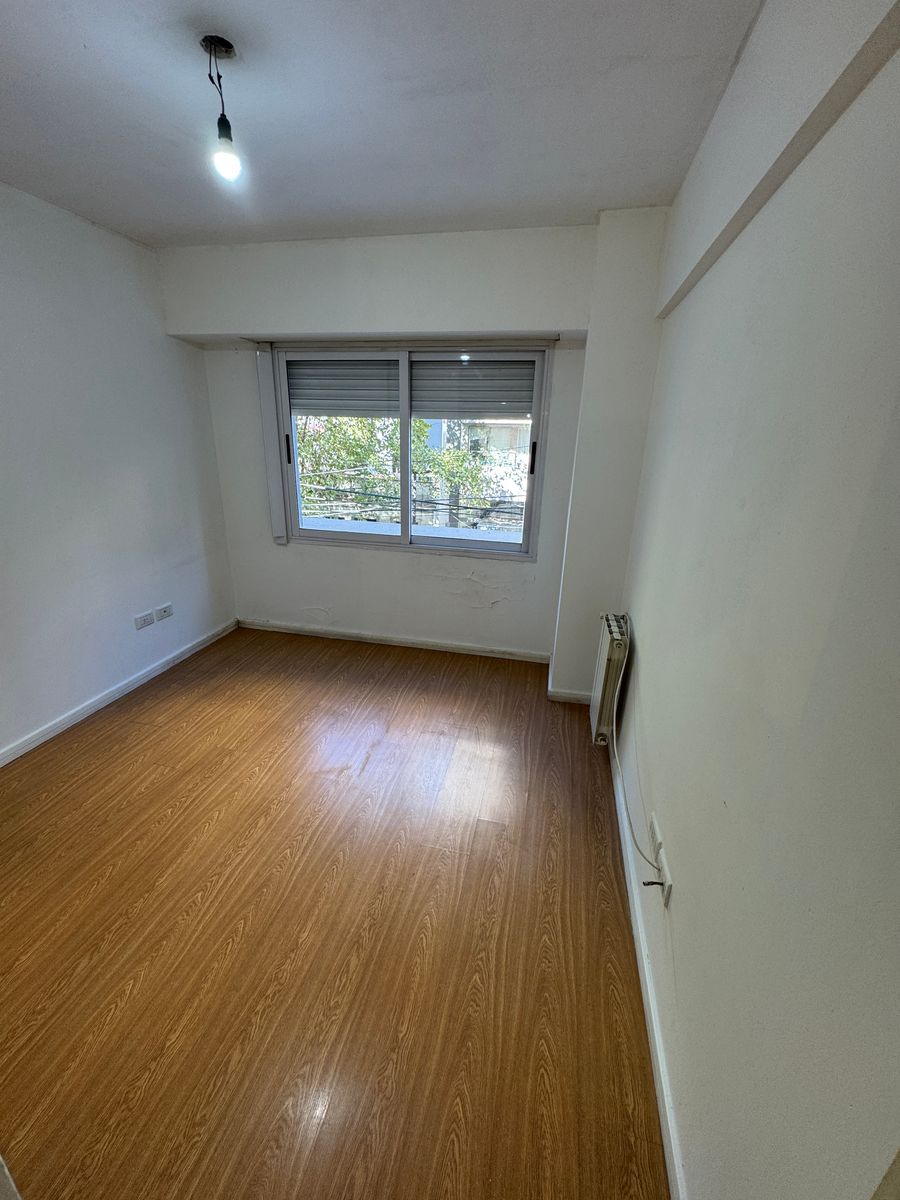 Departamento 2 ambientes con balcón en Lomas de Zamora. - 13