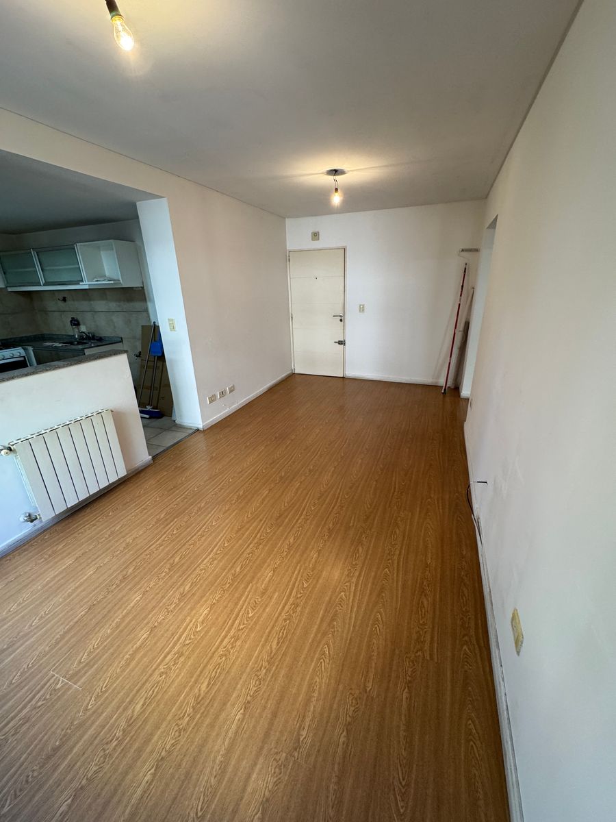 Departamento 2 ambientes con balcón en Lomas de Zamora. - 18