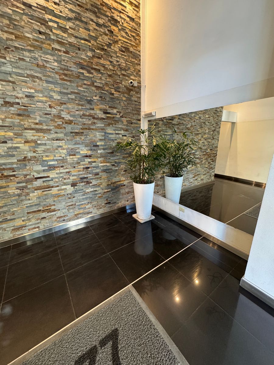 Departamento 2 ambientes con balcón en Lomas de Zamora. - 24
