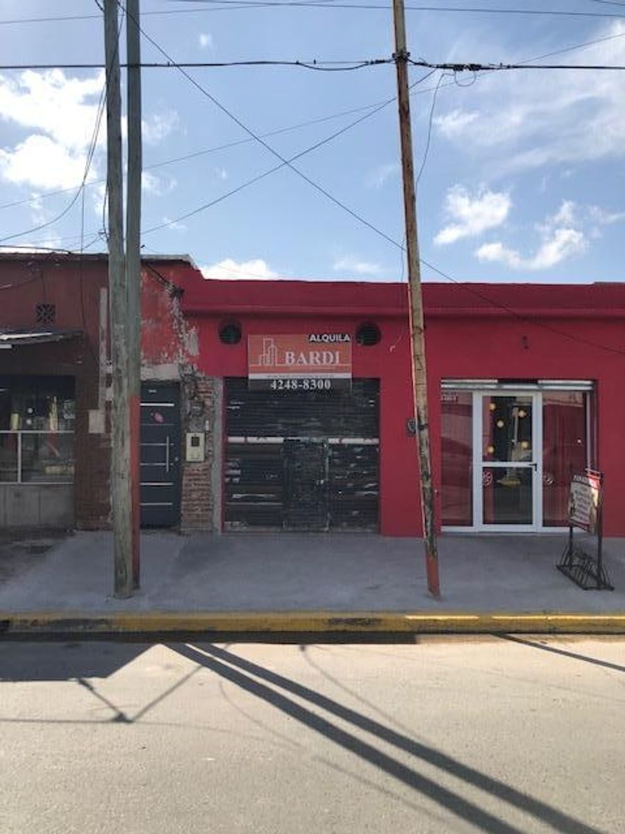 Local en Alquiler en Banfield. - 3