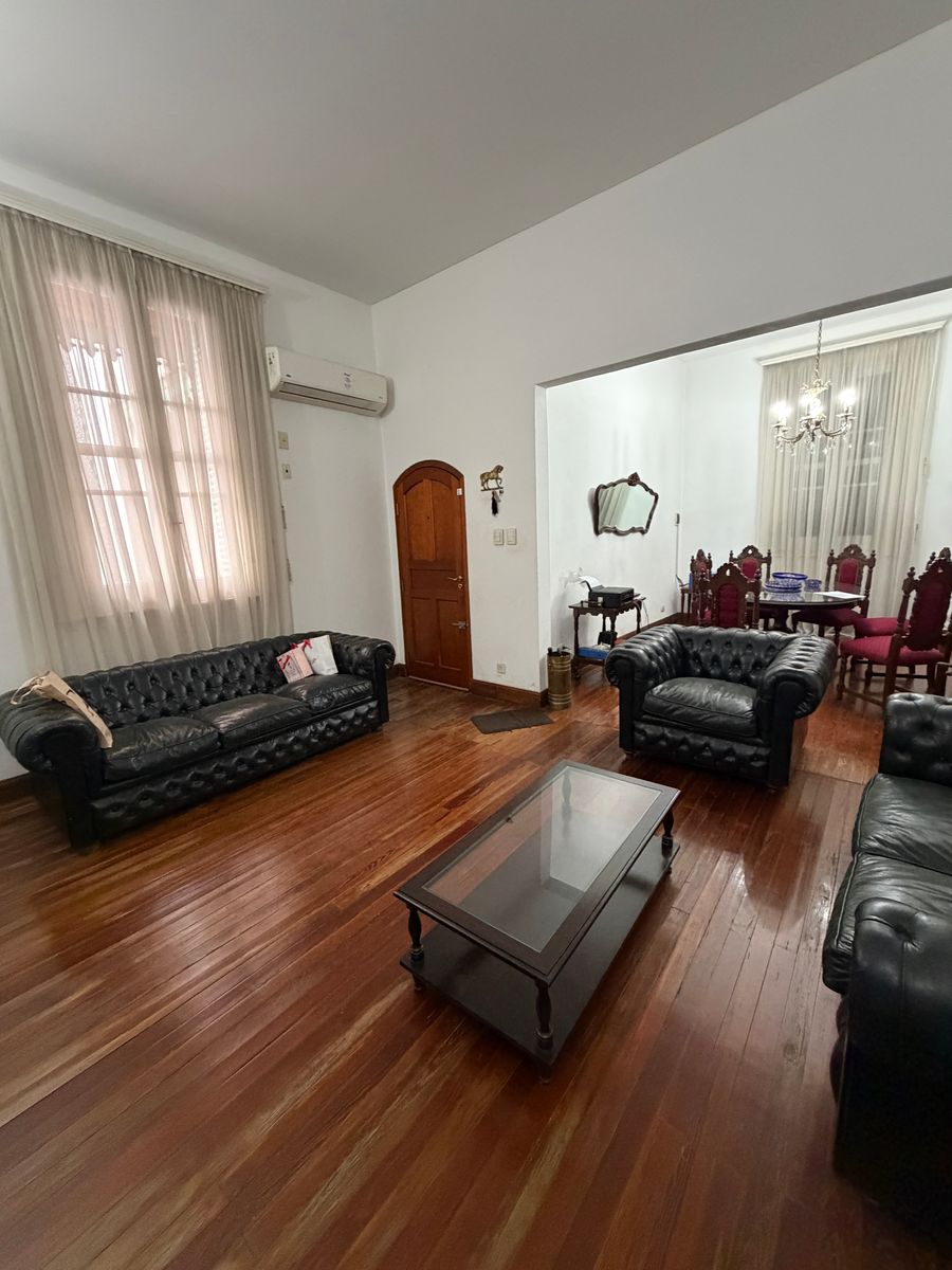 Casa en Excelente Ubicación en Banfield Oeste. - 5