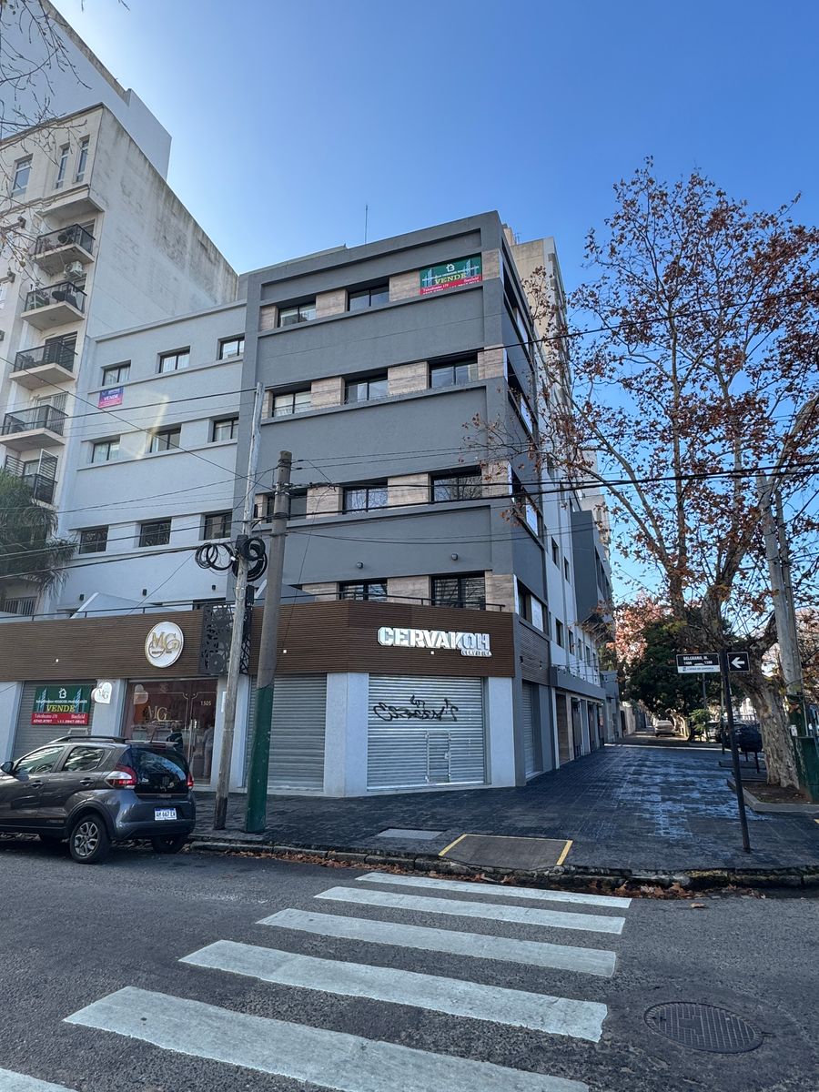 Departamento de 2 Ambientes con Terraza Propia en Banfield. - 2
