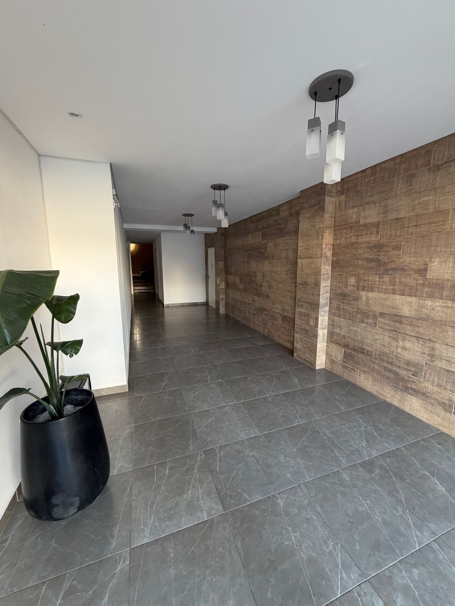 Departamento de 2 Ambientes con Terraza Propia en Banfield. - 5