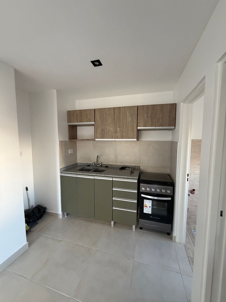 Departamento de 2 Ambientes con Terraza Propia en Banfield. - 12