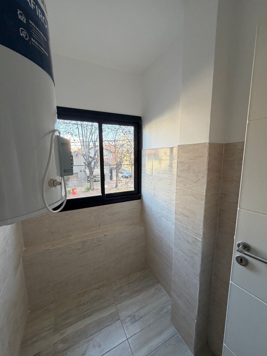 Departamento de 2 Ambientes con Terraza Propia en Banfield. - 15