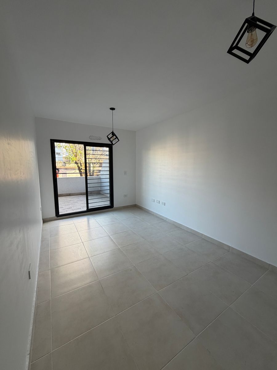 Departamento de 2 Ambientes con Terraza Propia en Banfield. - 20