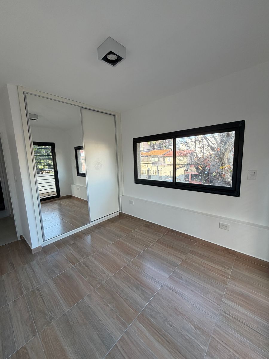 Departamento de 2 Ambientes con Terraza Propia en Banfield. - 24