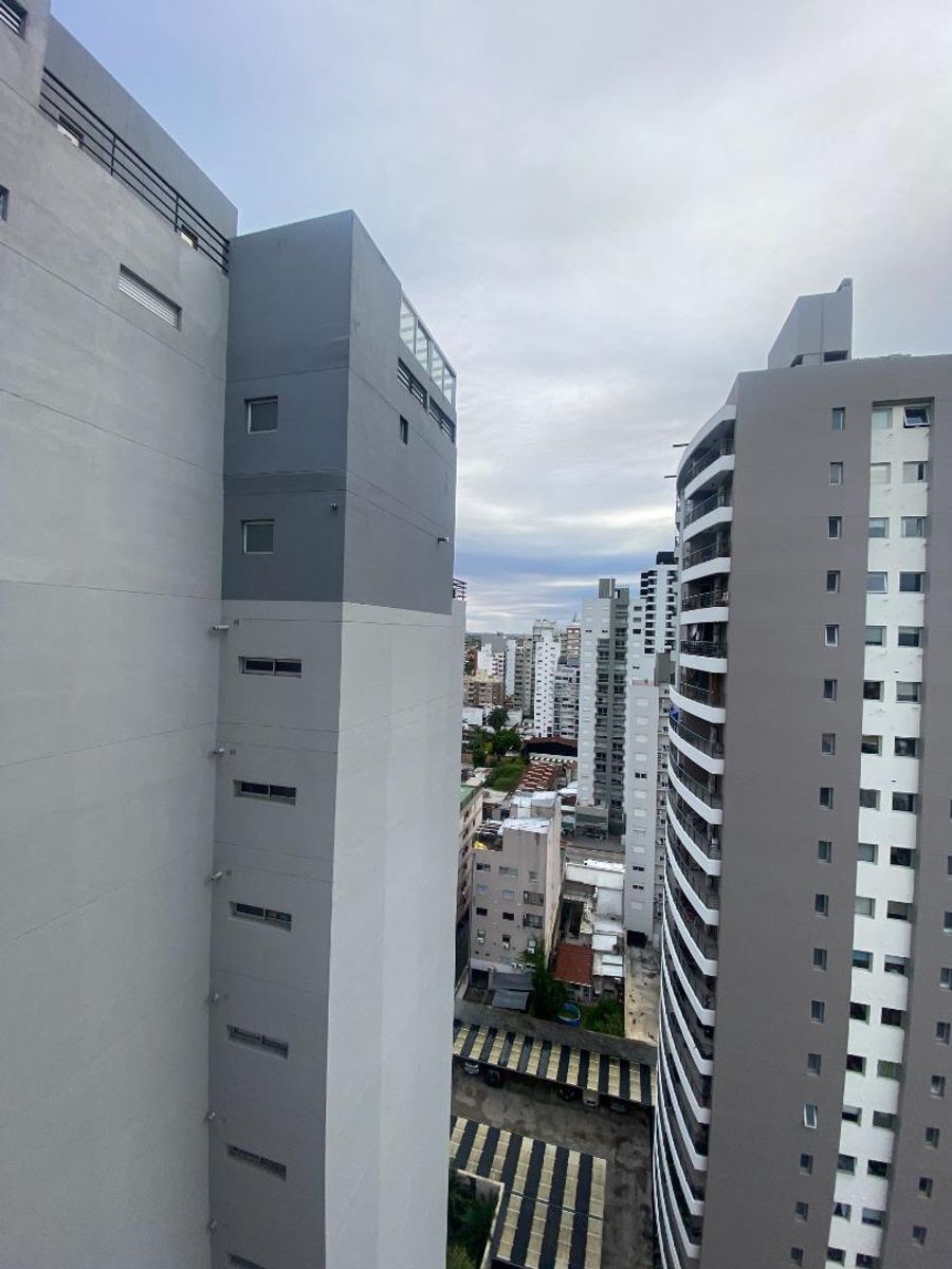 Departamento de 3 Ambientes, con Cochera y Baulera en Banfield. - 16