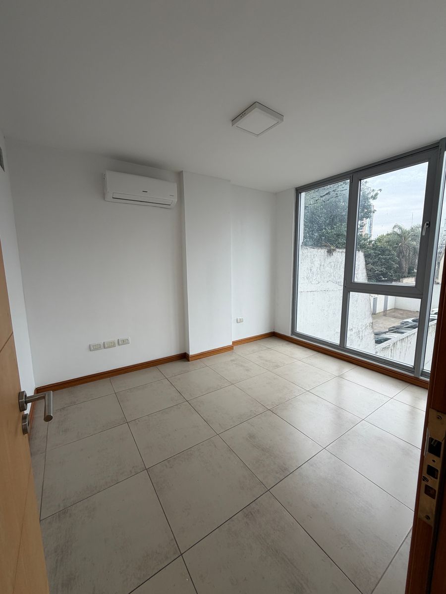 Departamento en venta, Banfield. Apto Profesional - 10