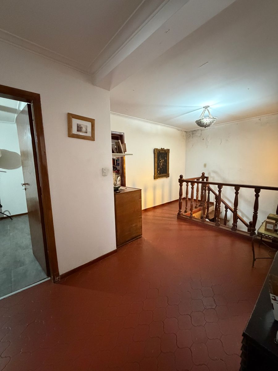 ¡La Casa Que Tu Familia Estaba Buscando en Banfield - 18
