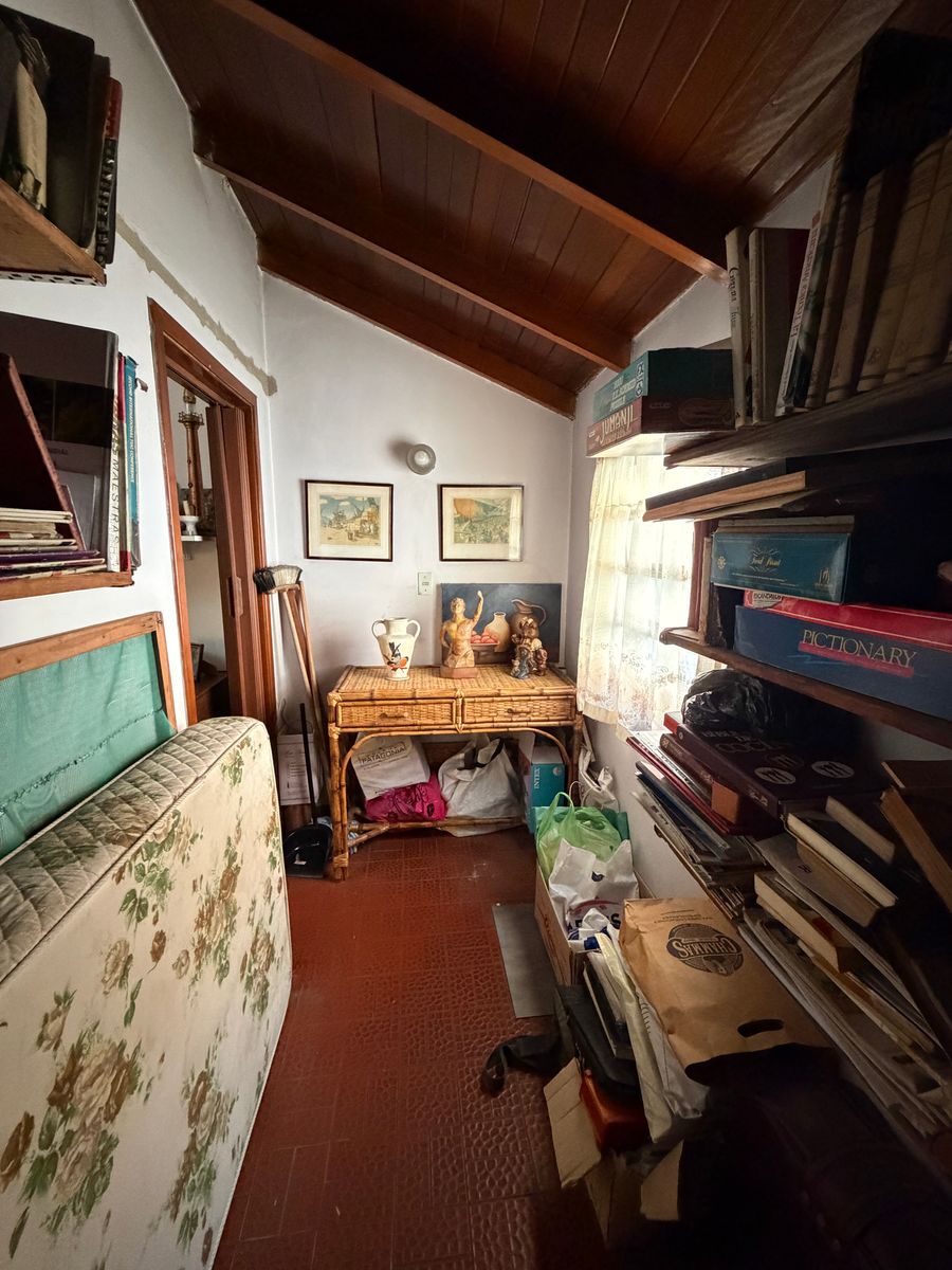 ¡La Casa Que Tu Familia Estaba Buscando en Banfield - 19