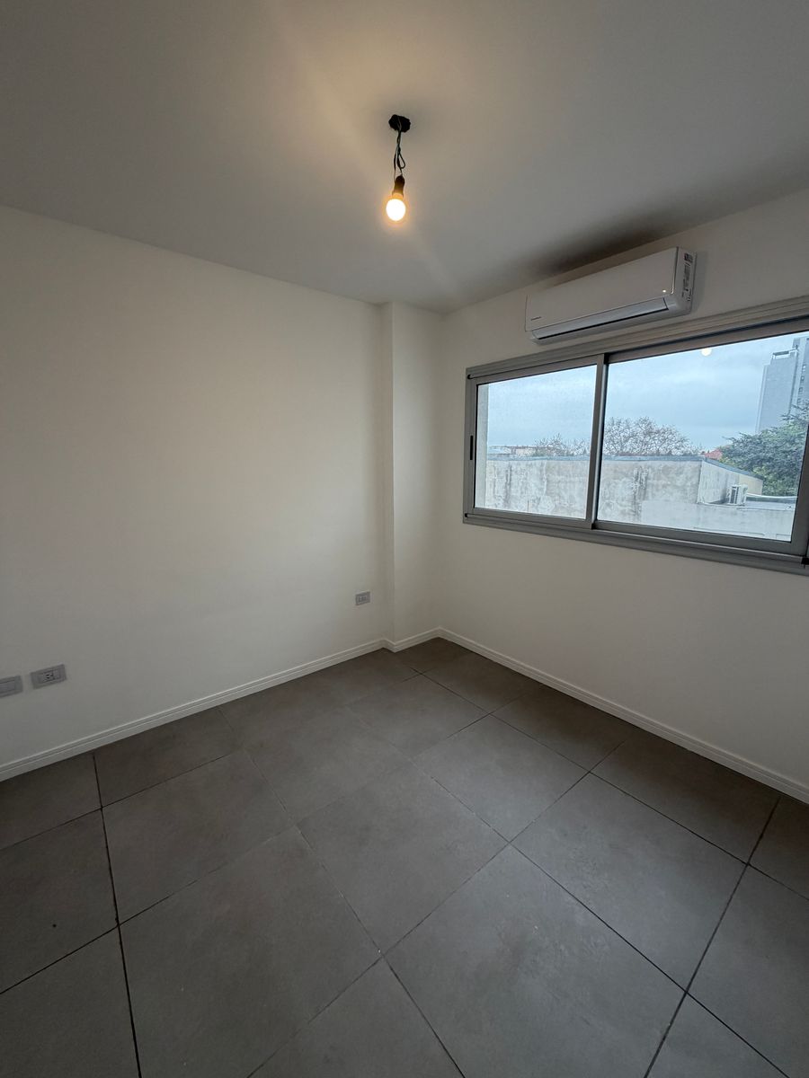 Departamento 2 Ambientes con balcon Banfield. - 15