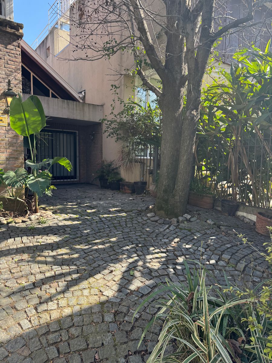 Hermosa Casa en Banfield Oeste. - 4