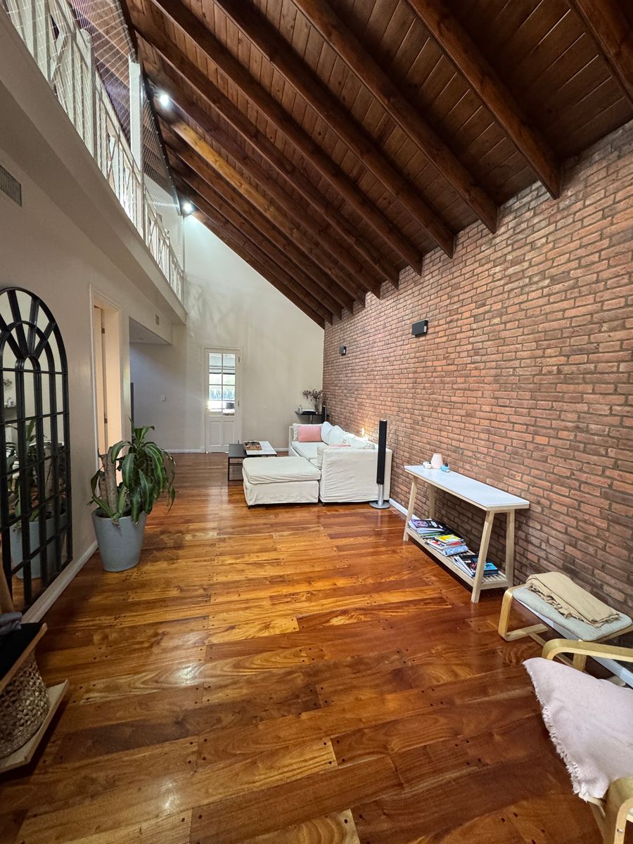Hermosa Casa en Banfield Oeste. - 8