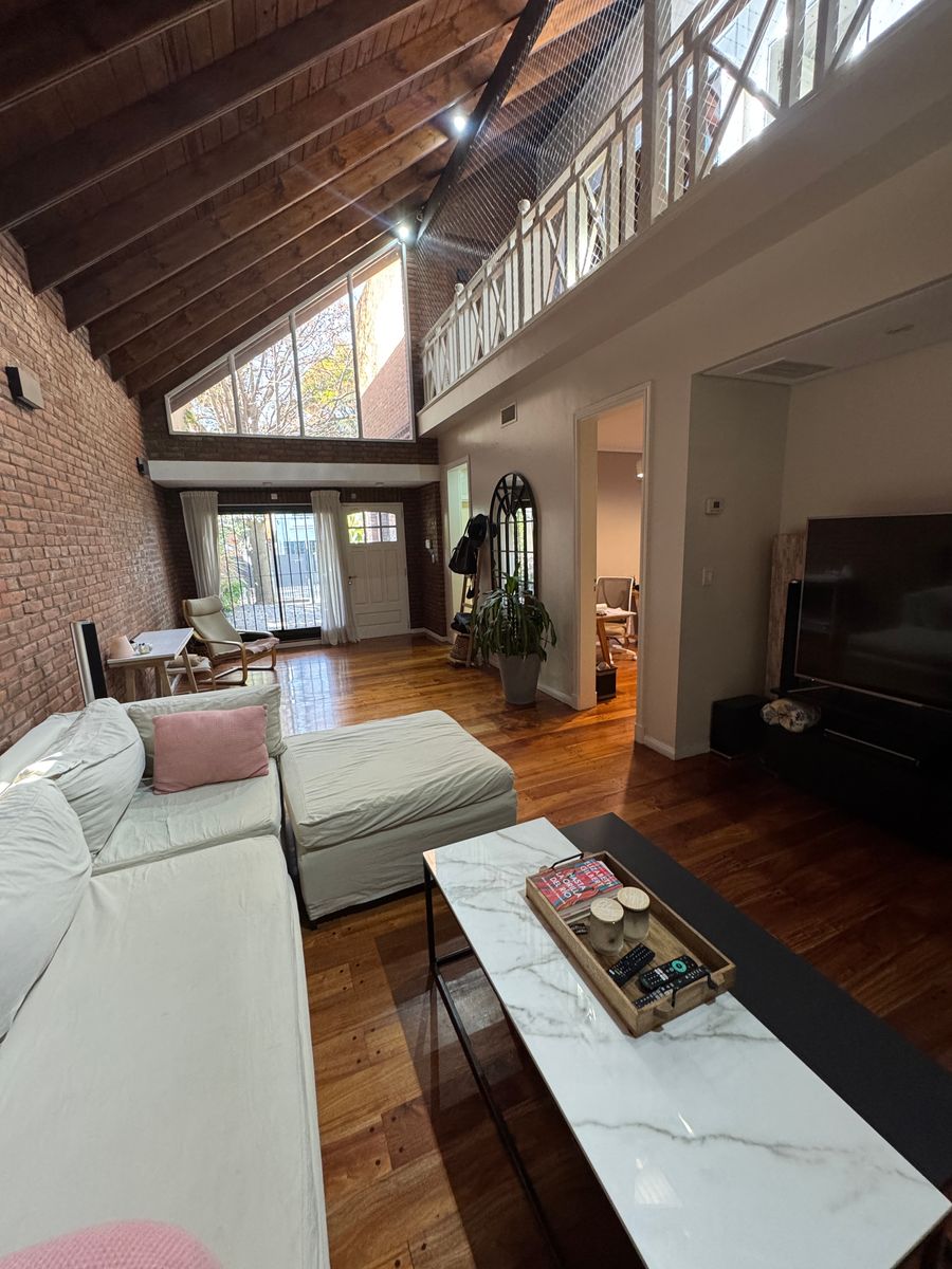 Hermosa Casa en Banfield Oeste. - 10