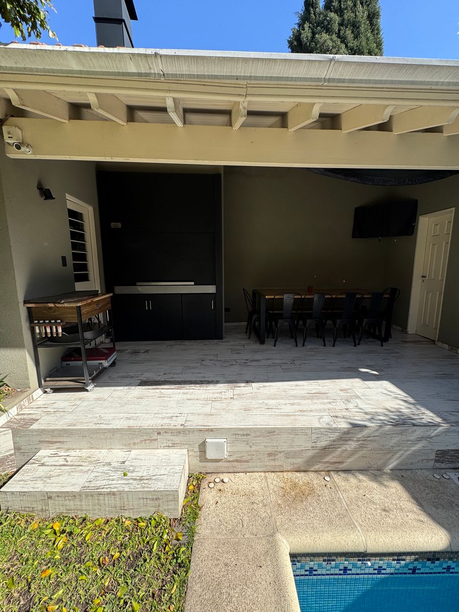 Hermosa Casa en Banfield Oeste. - 40