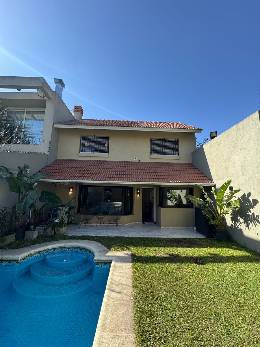 Hermosa Casa en Banfield Oeste. - 46