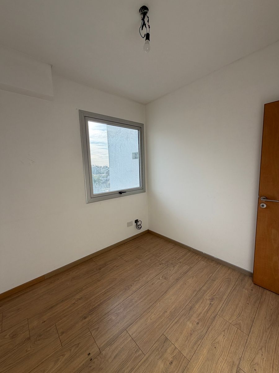 Departamento con 2 Dorm. en Alquiler en Lomas de Zamora, Gba Sur - Zonaprop - 23