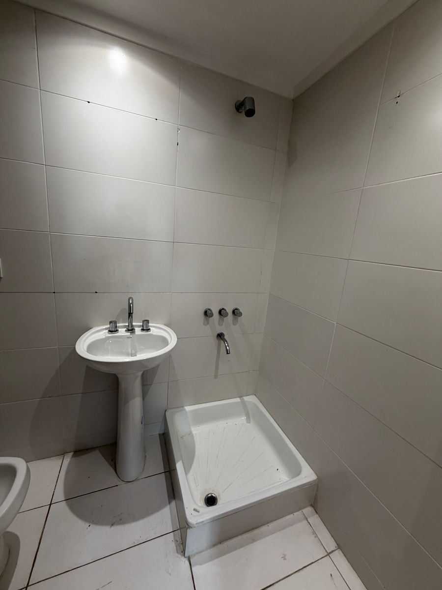 Departamento con 2 Dorm. en Alquiler en Lomas de Zamora, Gba Sur - Zonaprop - 26