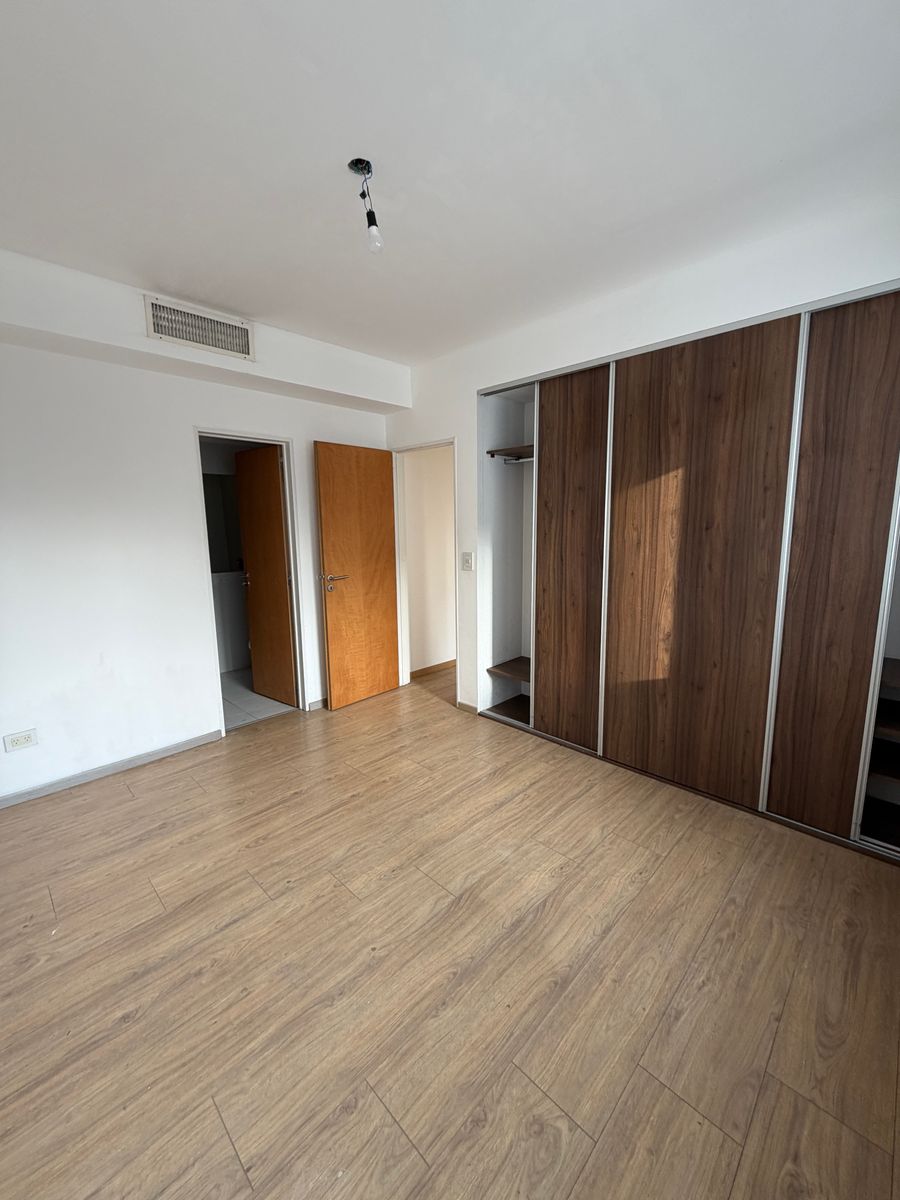 Departamento con 2 Dorm. en Alquiler en Lomas de Zamora, Gba Sur - Zonaprop - 30