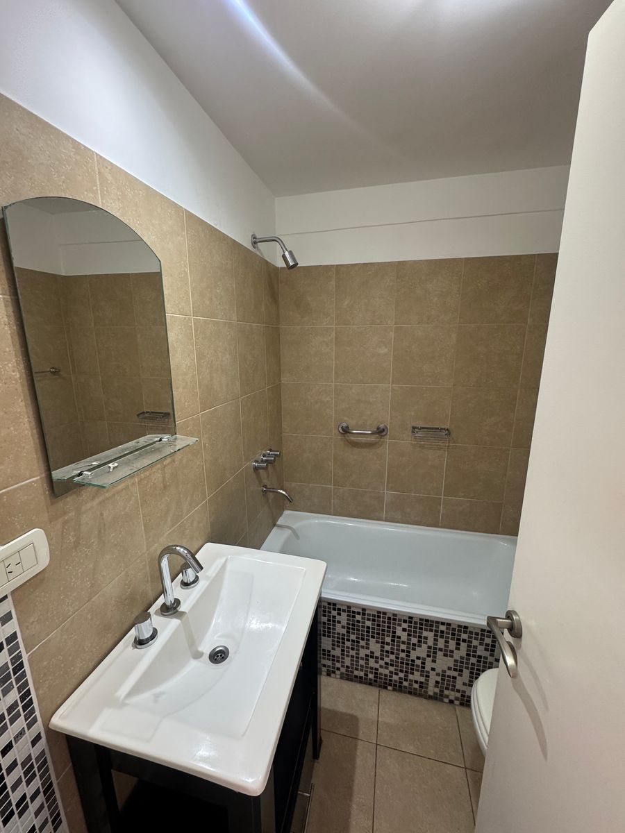 Alquiler Departamento de 2 Ambientes en Les Bruyeres, Banfield. - 22