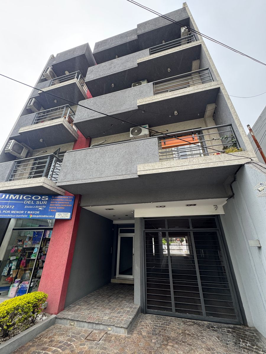 Alquiler Departamento Monoambiente en Banfield. - 1
