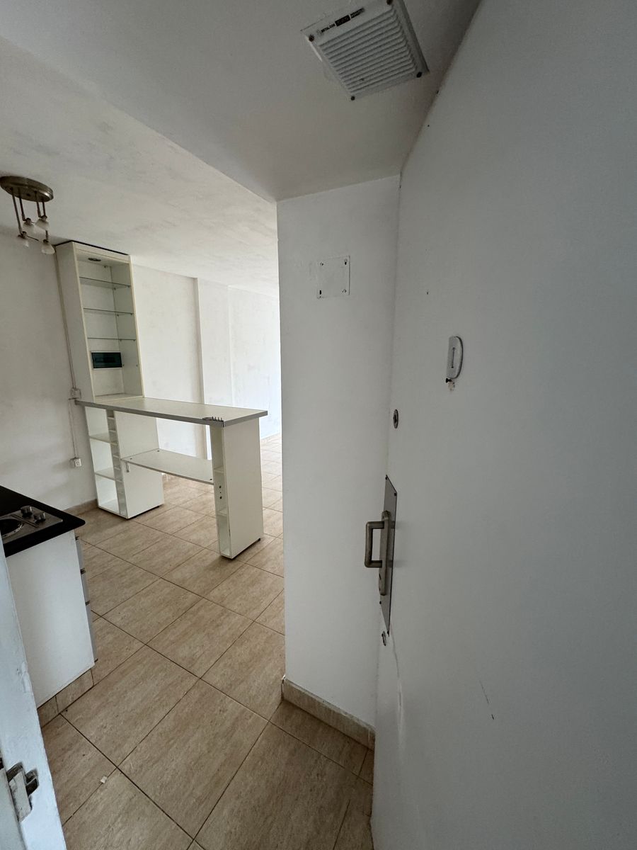 Alquiler Departamento Monoambiente en Banfield. - 12