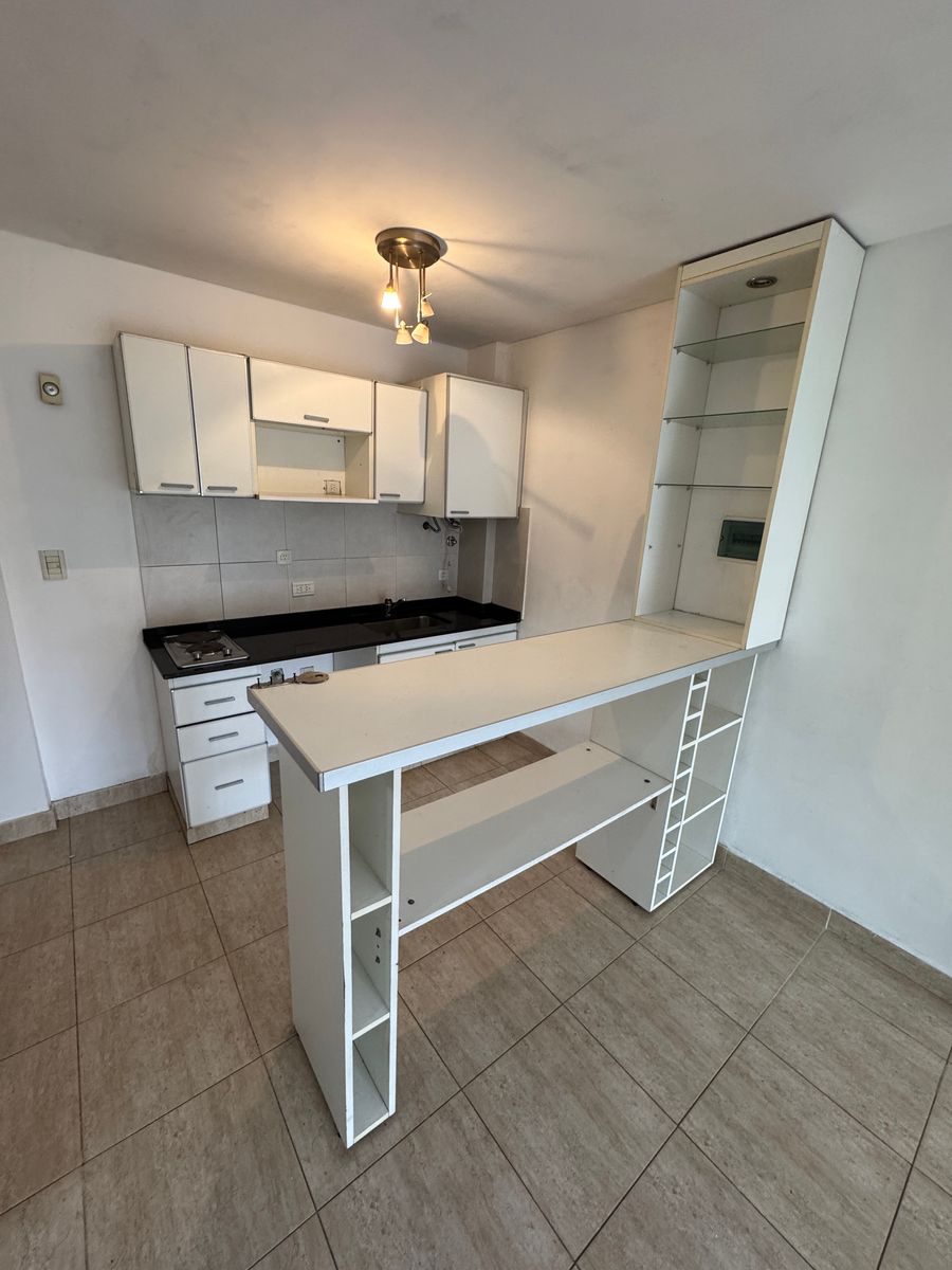 Alquiler Departamento Monoambiente en Banfield. - 25