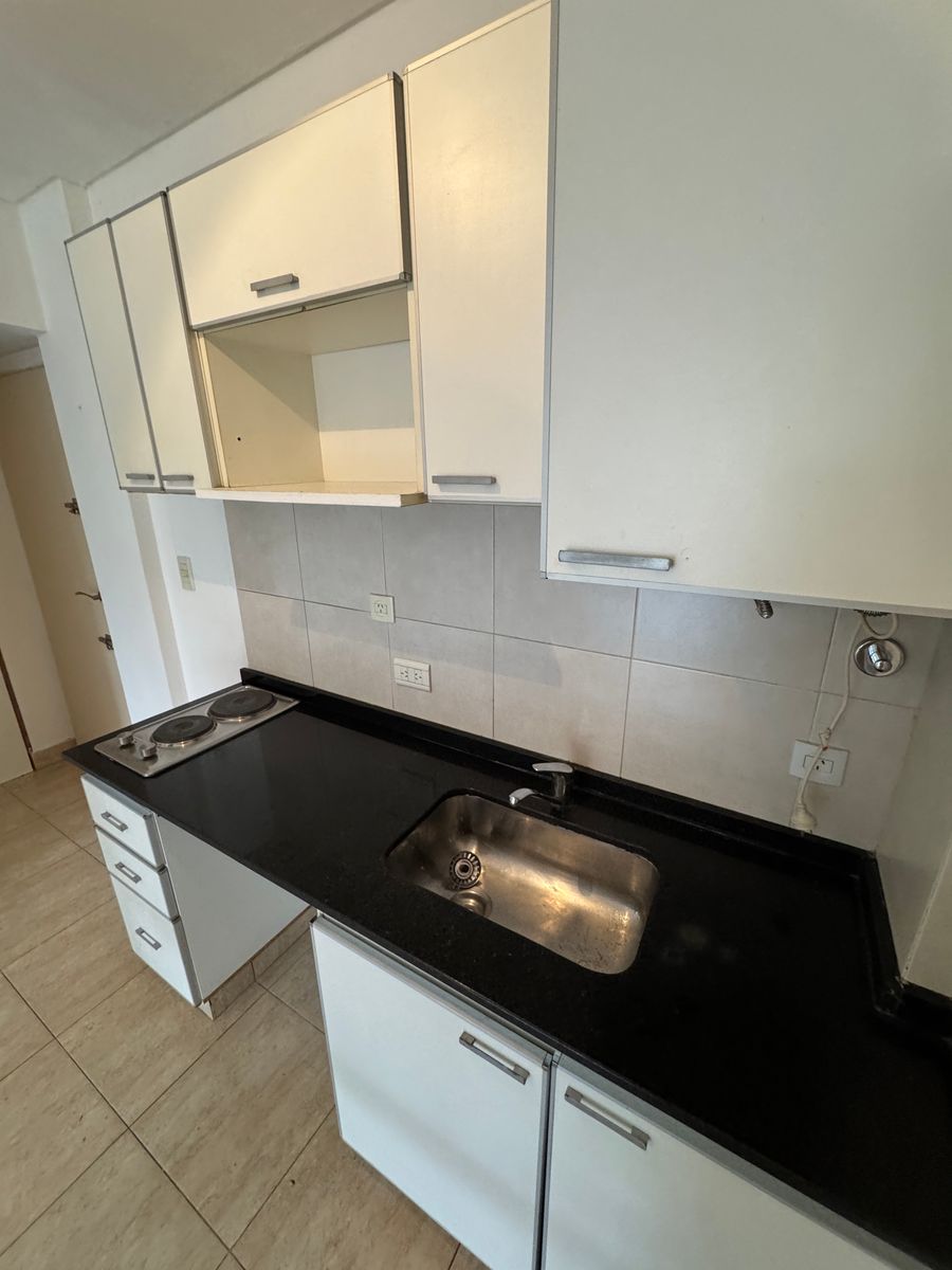 Alquiler Departamento Monoambiente en Banfield. - 28