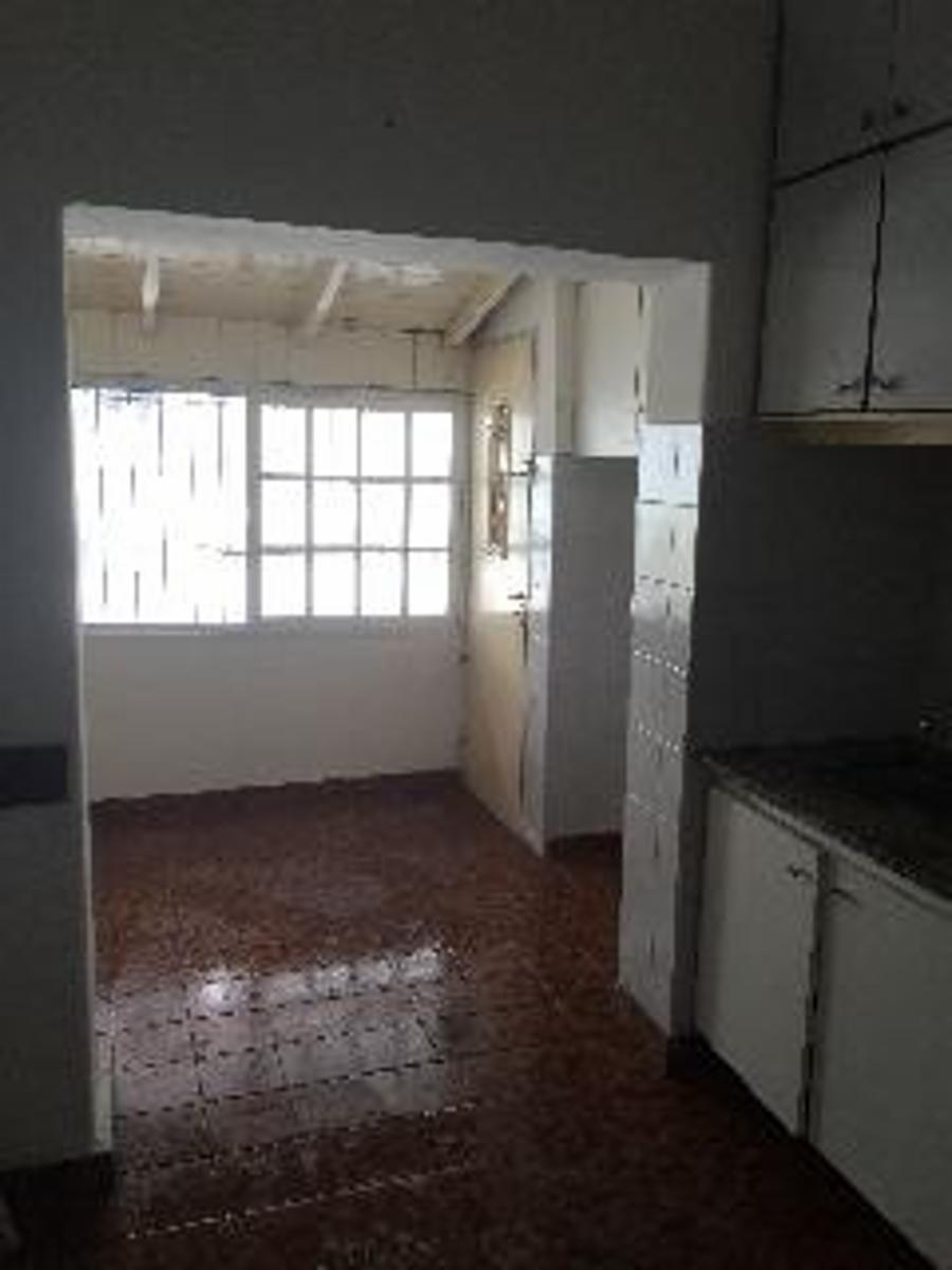 Casa 3 ambientes con cochera en Banfield, — foto 10
