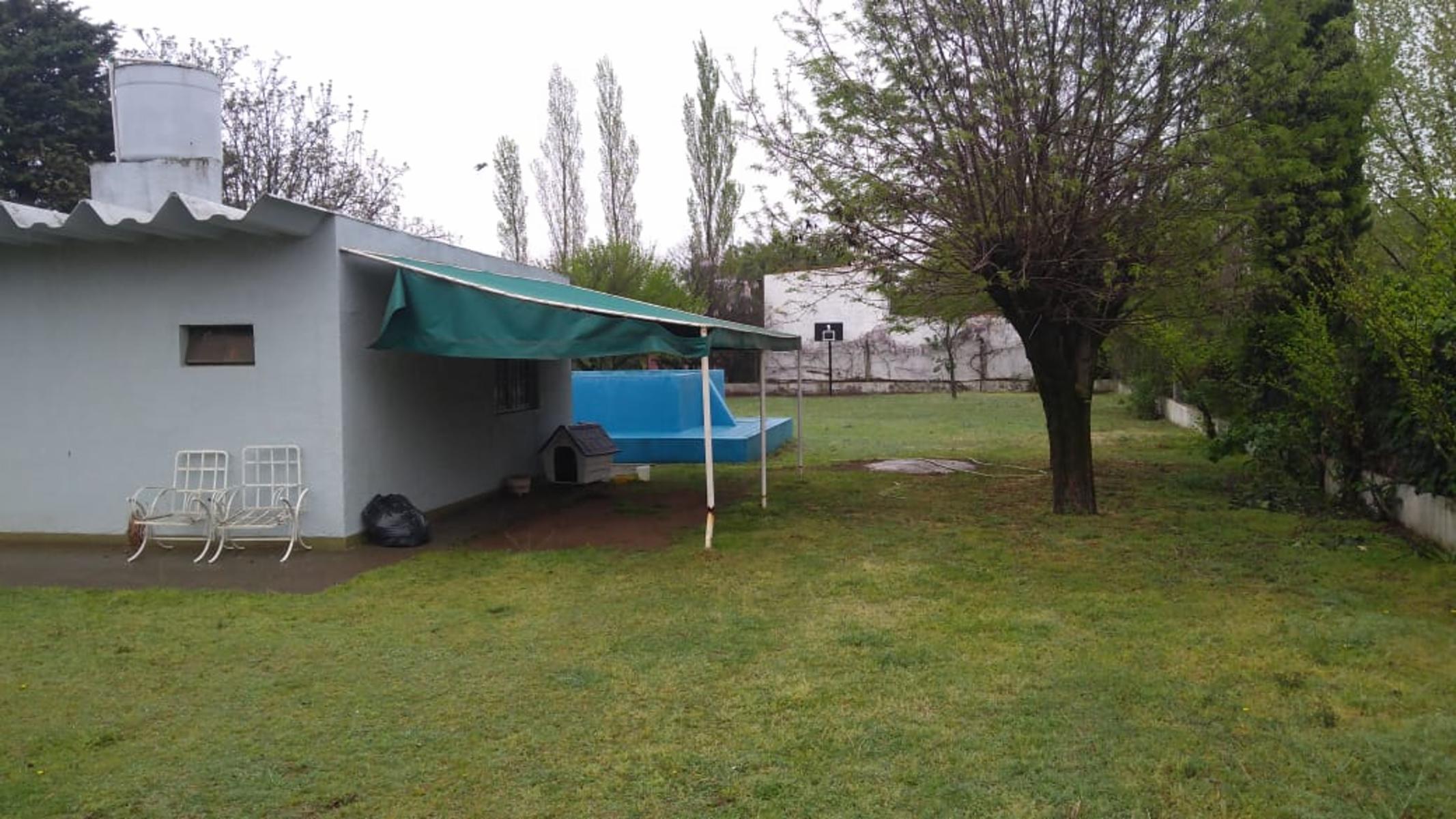 Quinta en excelente ubicación con pileta - 4