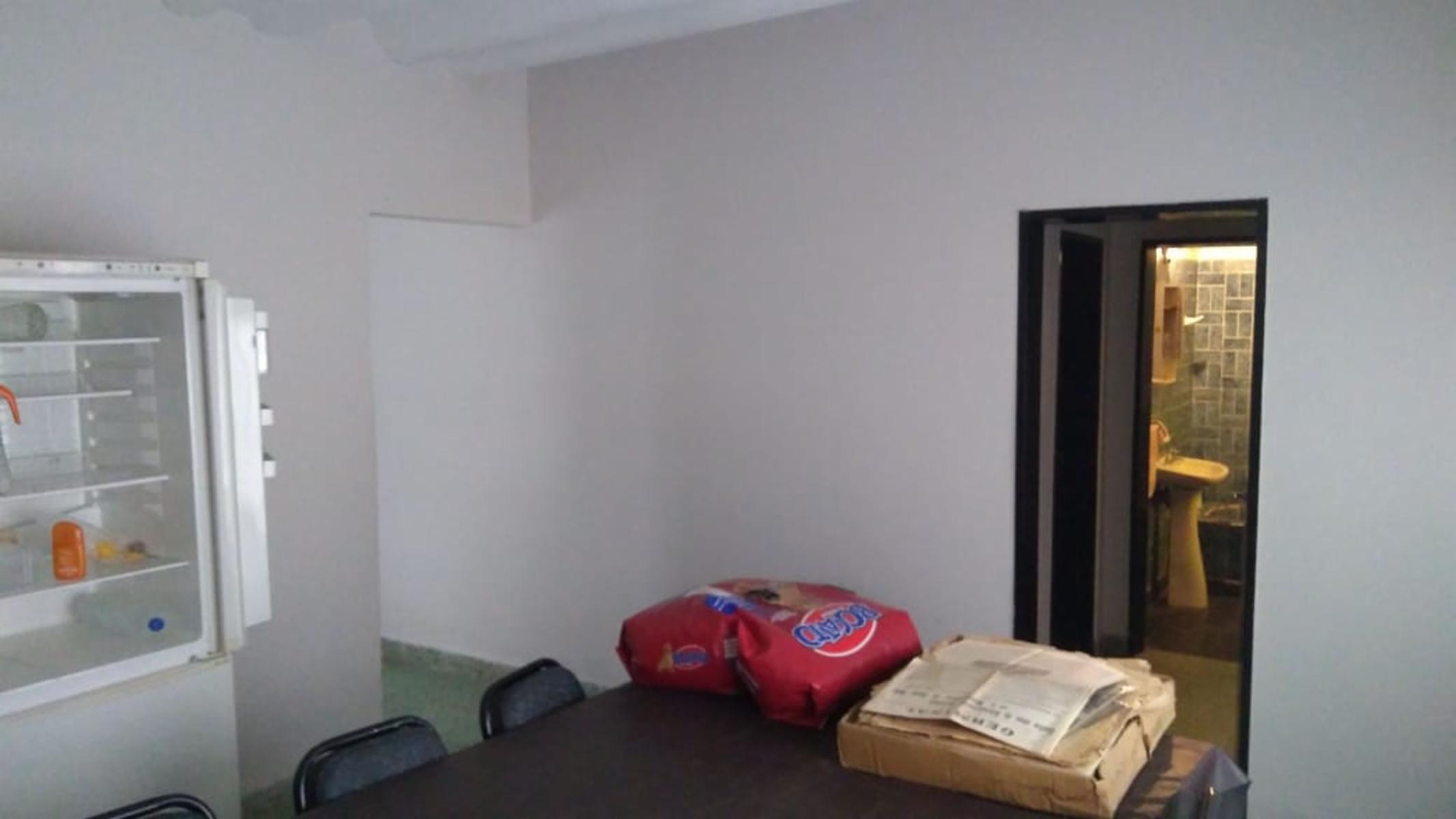 Quinta en excelente ubicación con pileta - 10