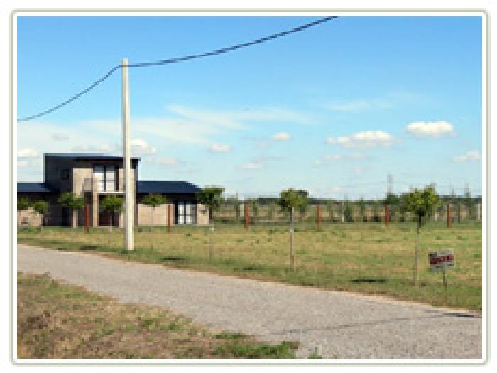 VENTA TERRENOS . BARRIO CERRADO. Autopista Rosario-Cordoba y RUTA AO12 DESDE 1200 M2. ESCRITURACION INMEDIATA. EXCELENTE UBICACION. u$S 35 x m2. Doble .acceso,Energia electrica y Gas Natural. — foto 2