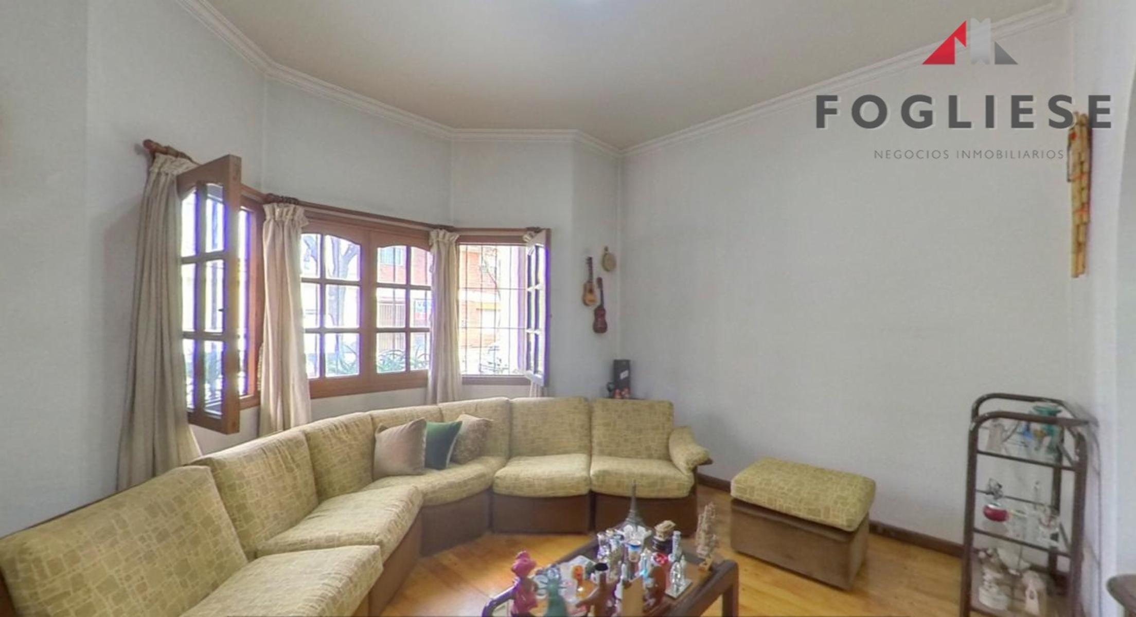 Excelente Casa de 5 Amb con Pileta, Jardin, Quincho, Garage — foto 8