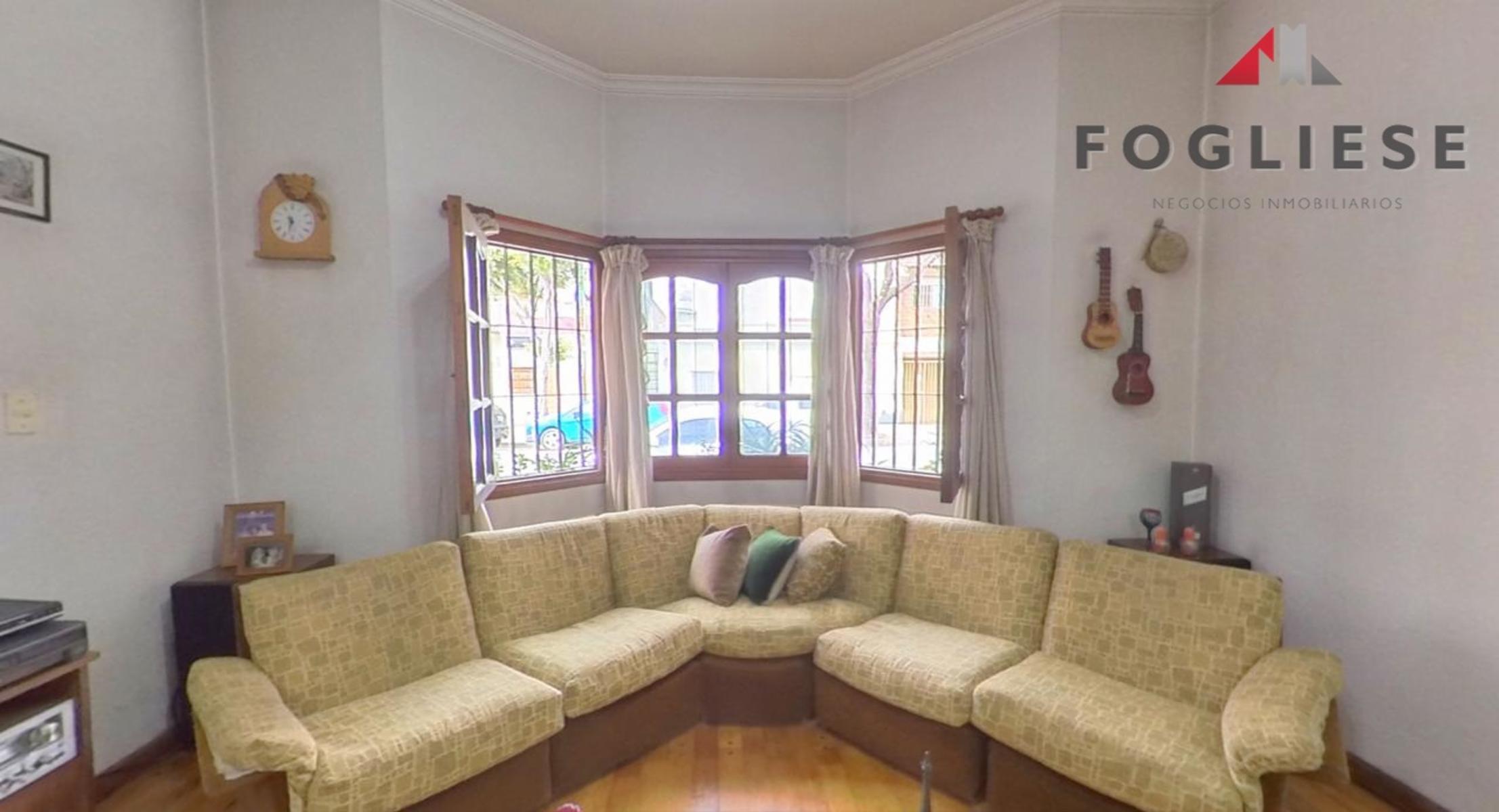 Excelente Casa de 5 Amb con Pileta, Jardin, Quincho, Garage — foto 9