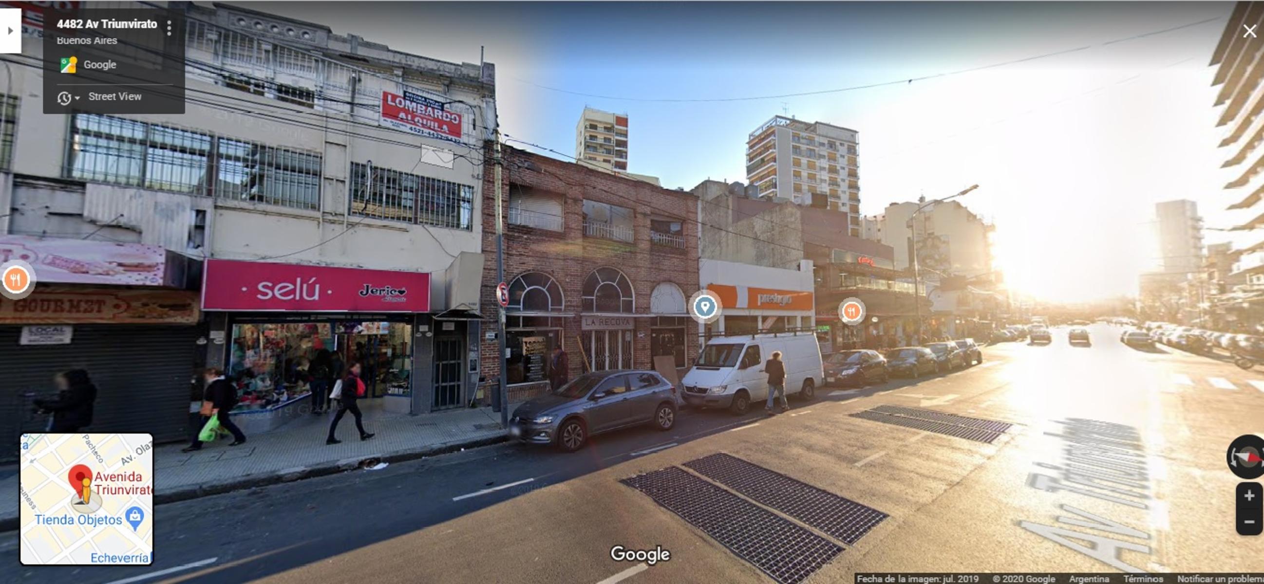 Excelente Galería en Alquiler Av. Triunvirato y Olazábal - 8