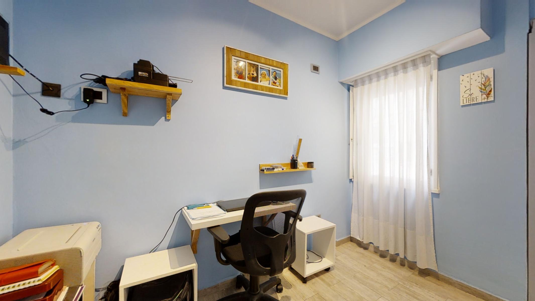 Departamento 4 Amb Al Frente con Balcon, Cochera y Baulera — foto 6