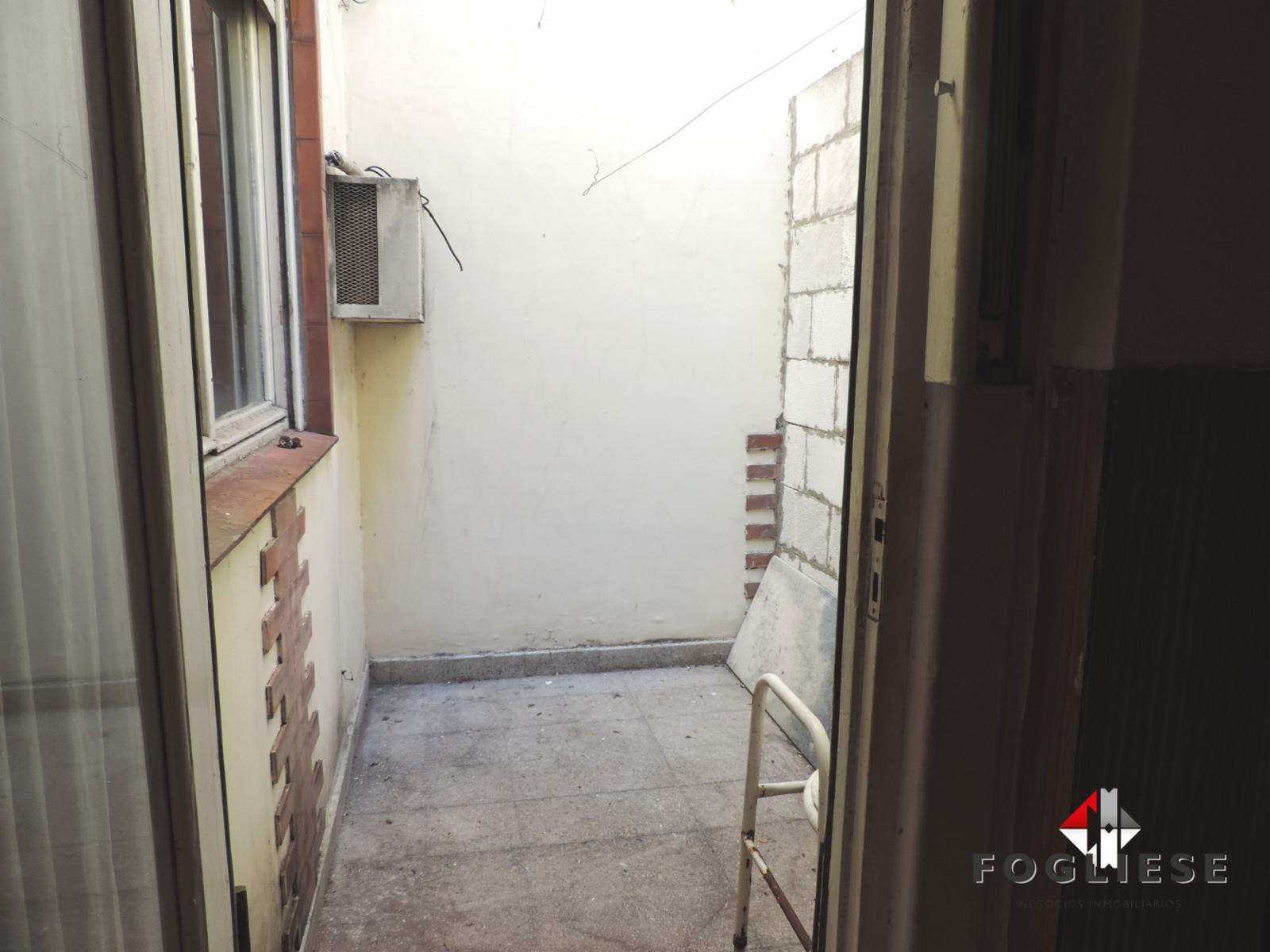 Departamento 2 Ambientes con Dos Patios a Refaccionar — foto 4