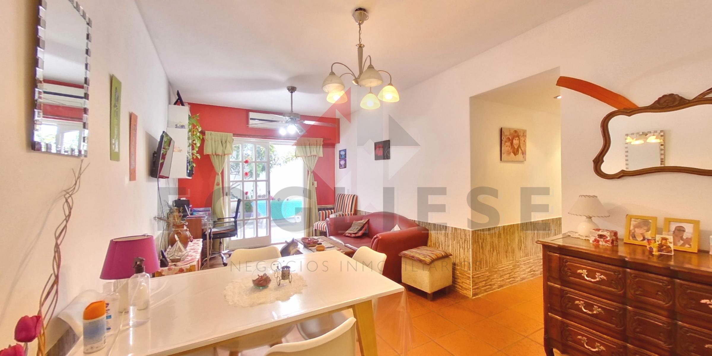 PH 4 Amb con 2 Patios en Versalles