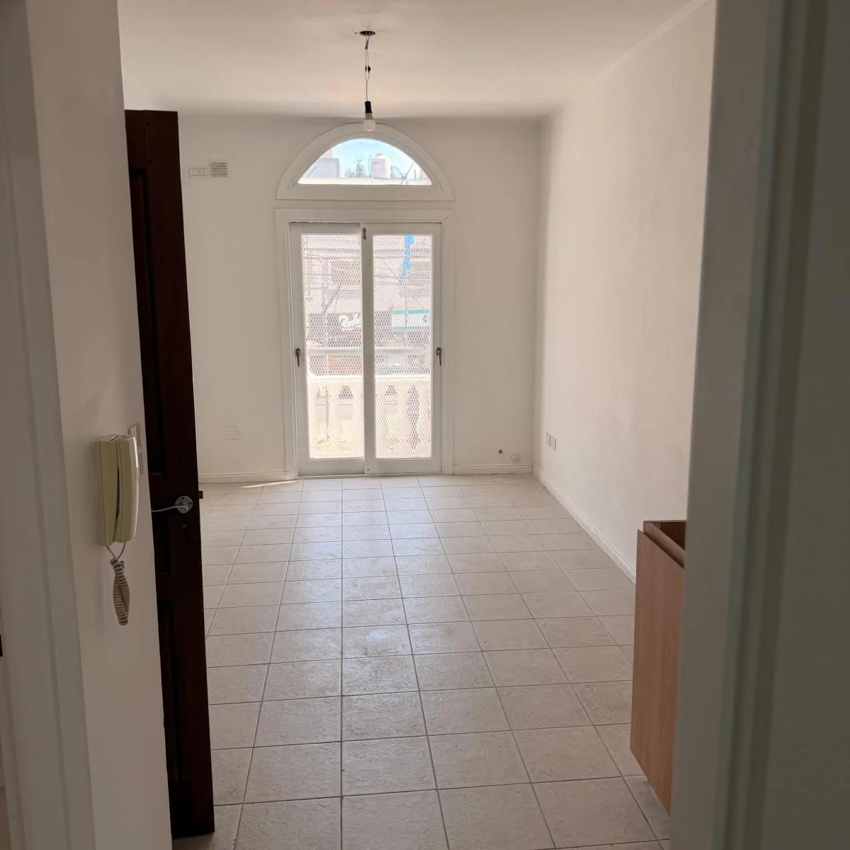 Departamentos en Alquiler 2 Ambientes Al Frente Céntrico Apto Profesional, Gba Oeste - Zonaprop - 23