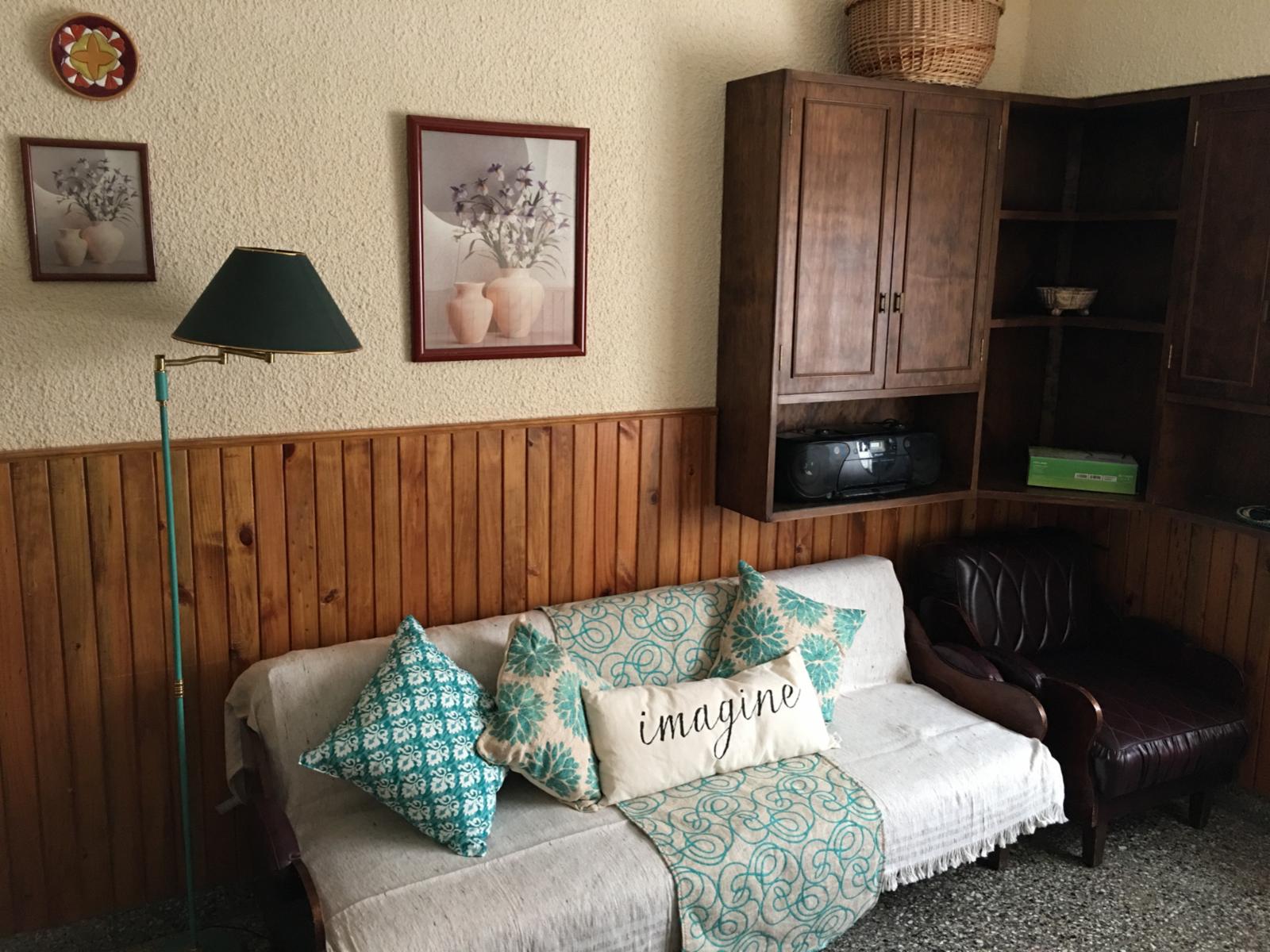 Departamento de 2 dormitorios, living-comedor, cocina, patio enlozado, parrilla y cochera, a 1 cuadra del mar y 2 de la peatonal — foto 5